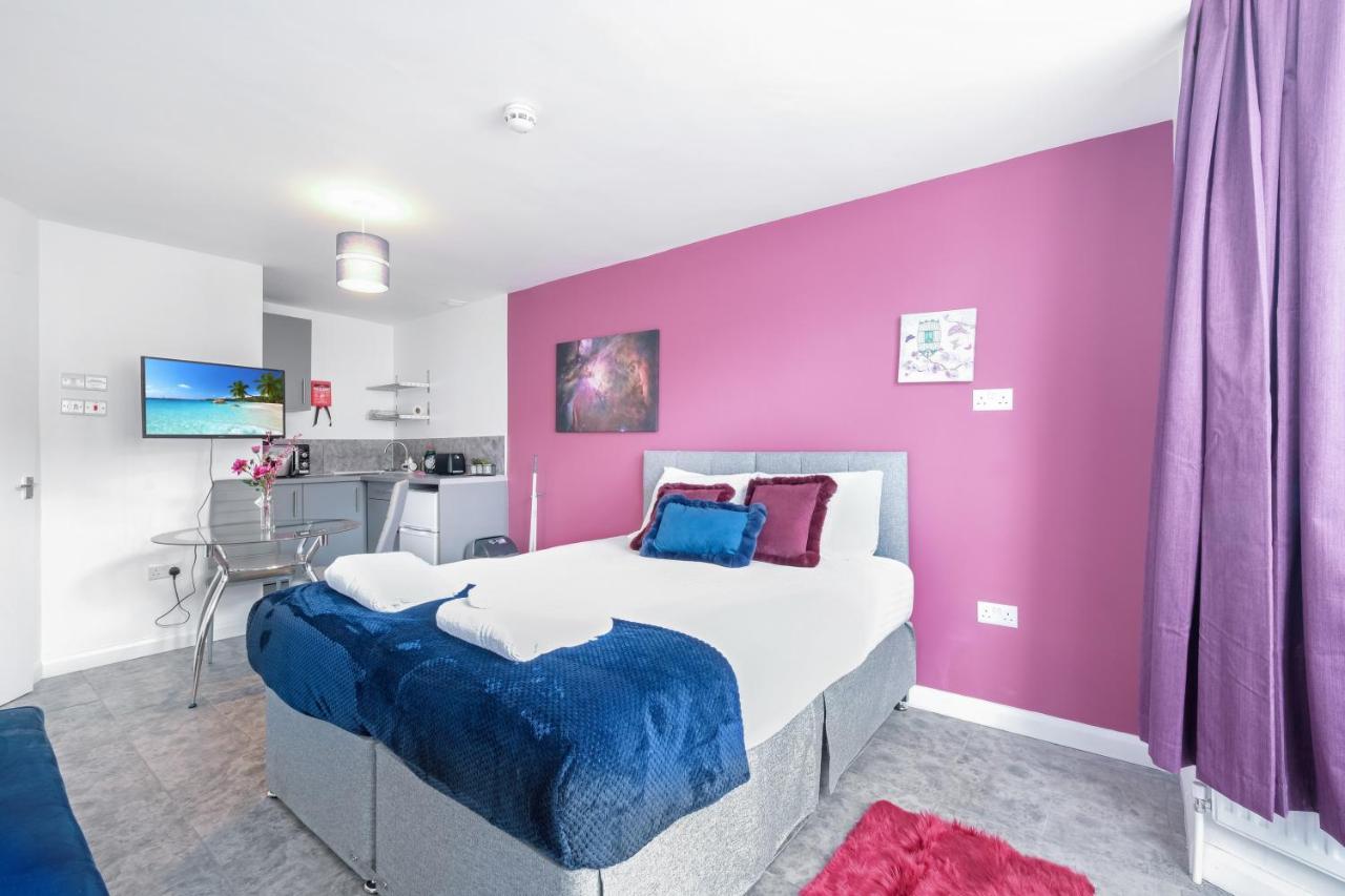 Fernbank Studios Sudbury Hill Harrow Self-Contained Studios With En-Suite Wembley Luaran gambar