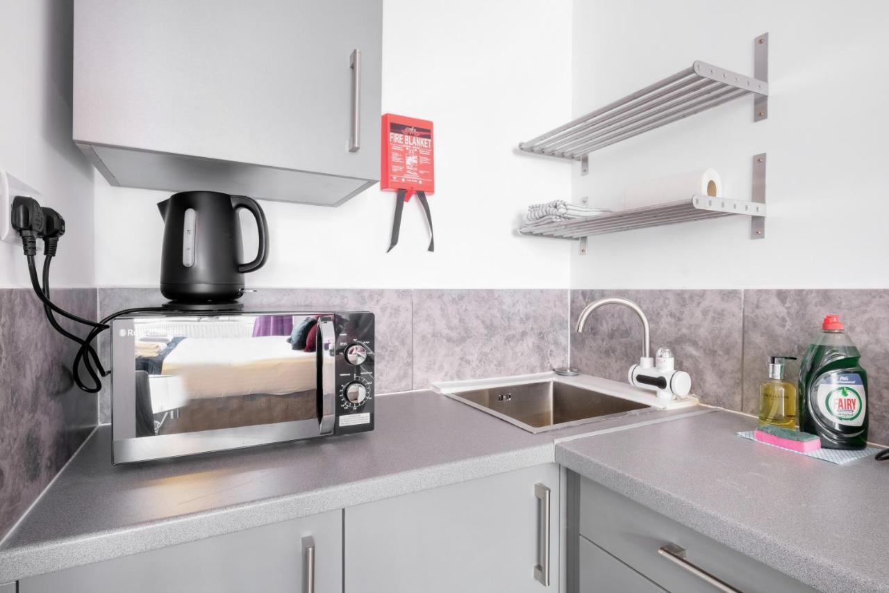 Fernbank Studios Sudbury Hill Harrow Self-Contained Studios With En-Suite Wembley Luaran gambar